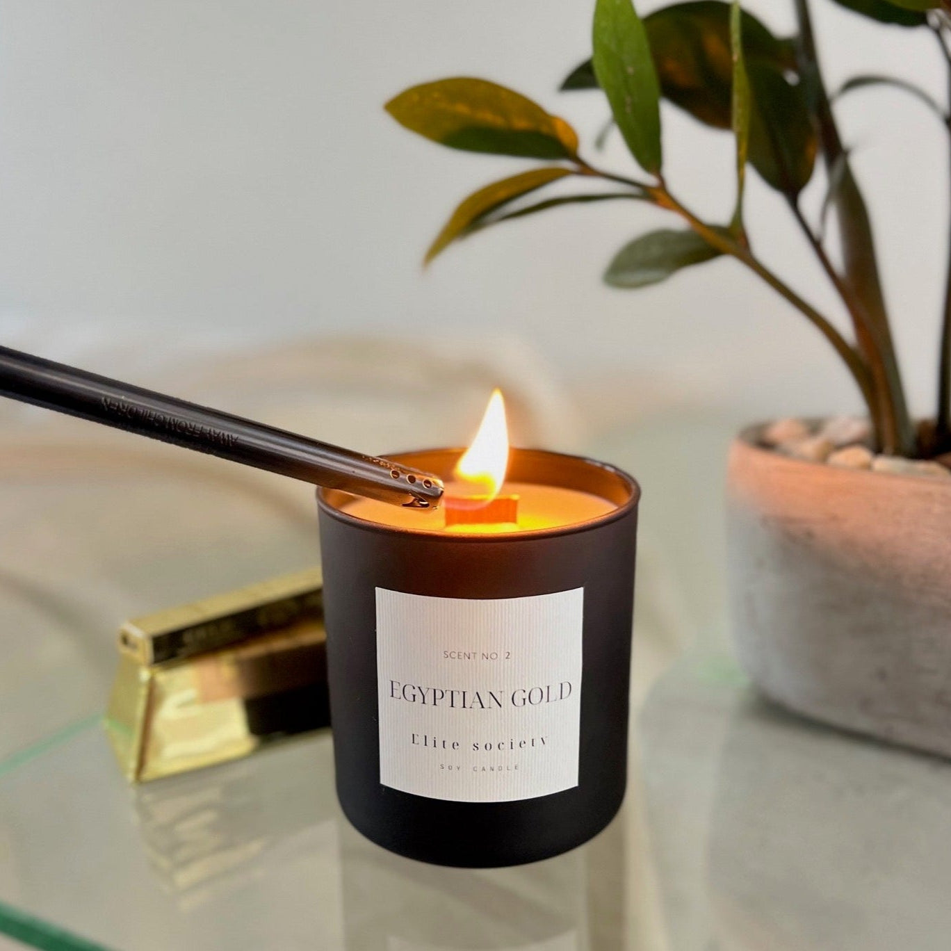 Matte Black Wood Wick Candle